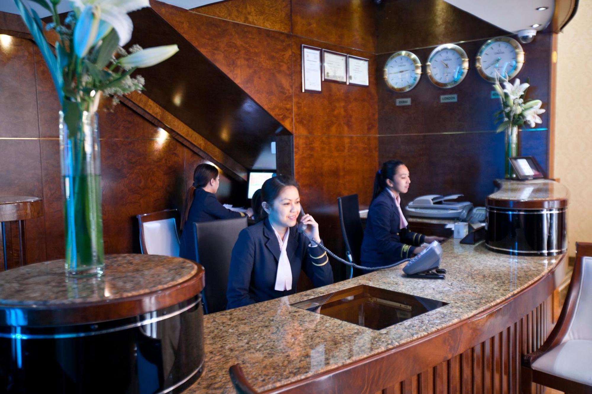 Broadway Hotel Дубай Екстер'єр фото