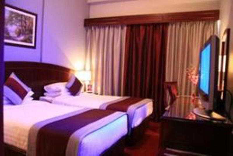Broadway Hotel Дубай Екстер'єр фото